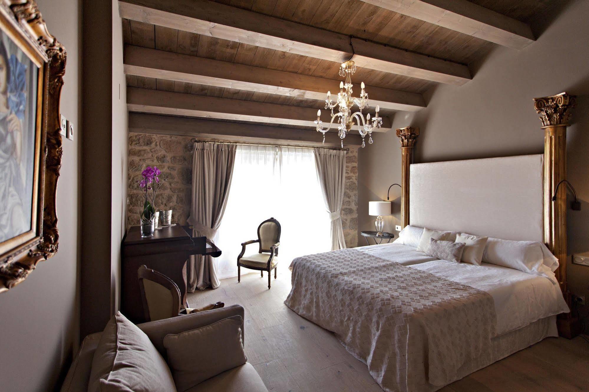 Hotel La Vella Farga Lladurs